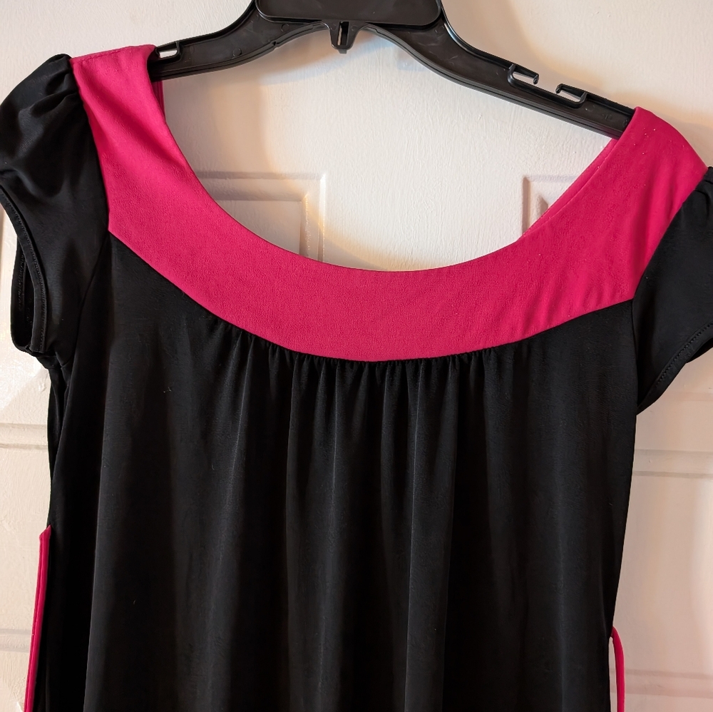 Women's short dress black and pink size S
